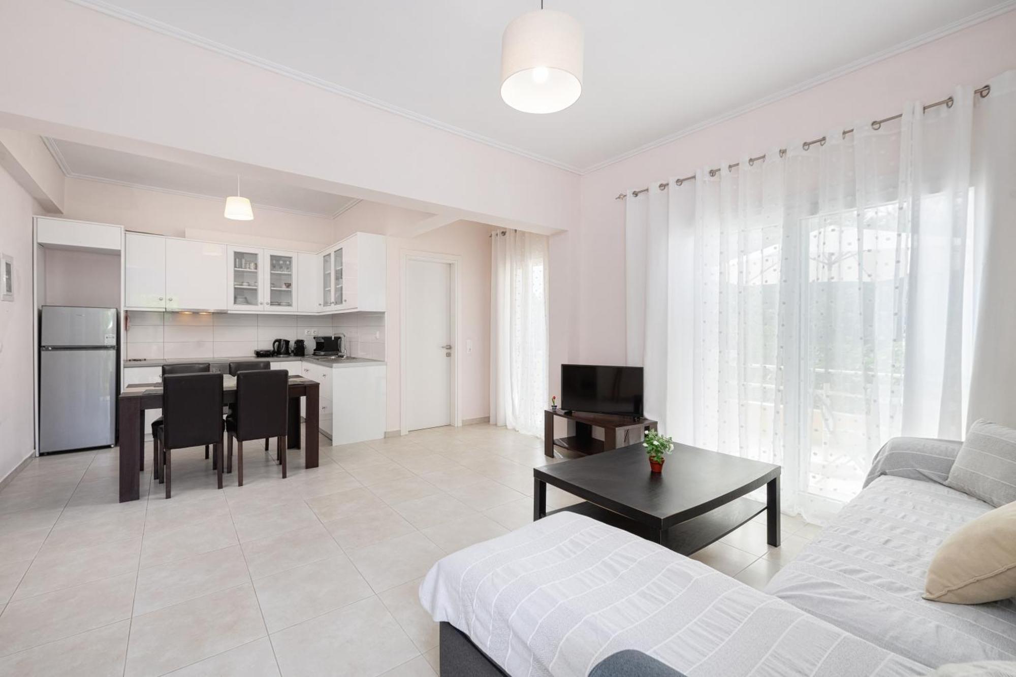 Lazaros Apartments Гувія Екстер'єр фото