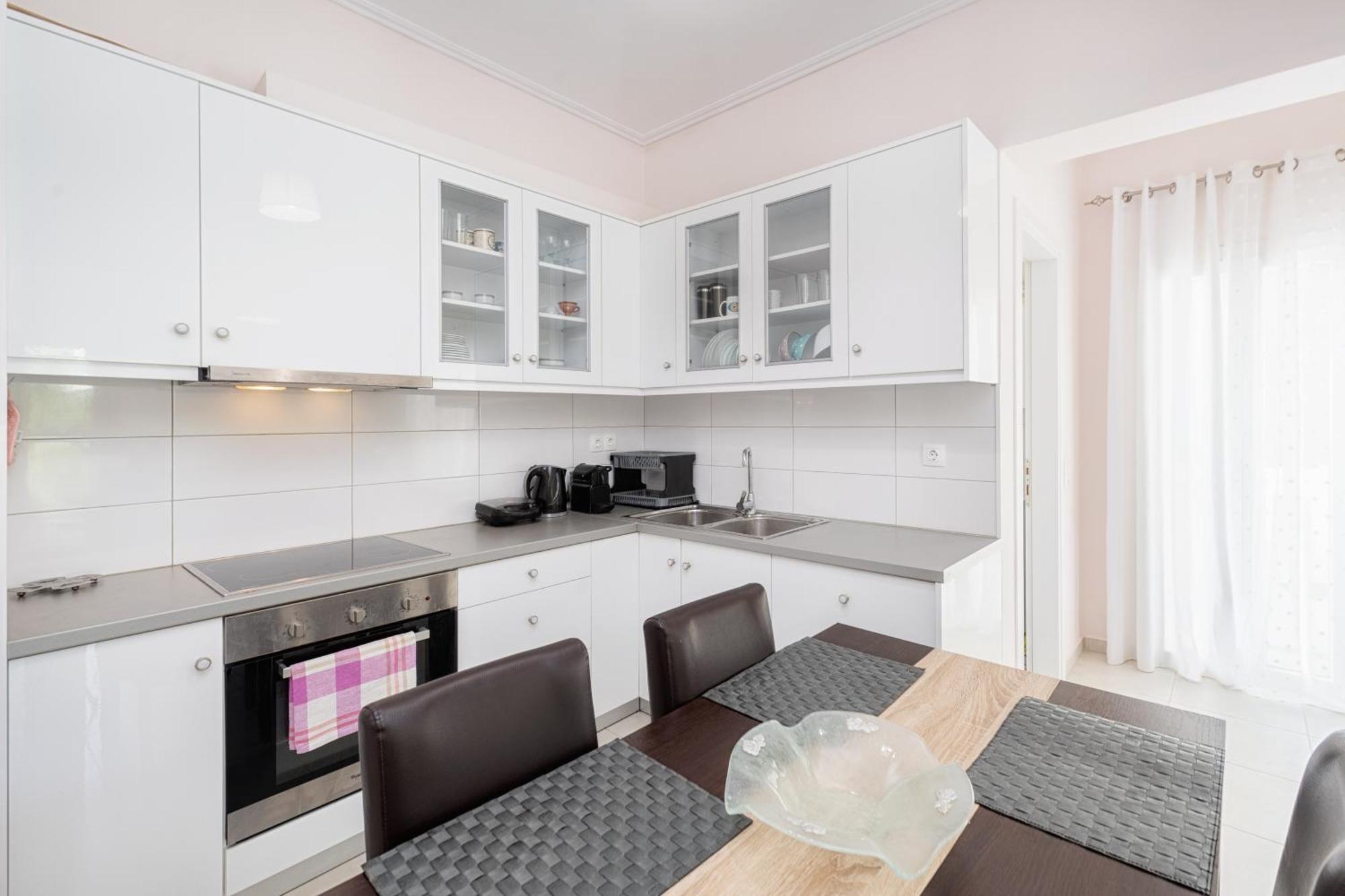 Lazaros Apartments Гувія Екстер'єр фото